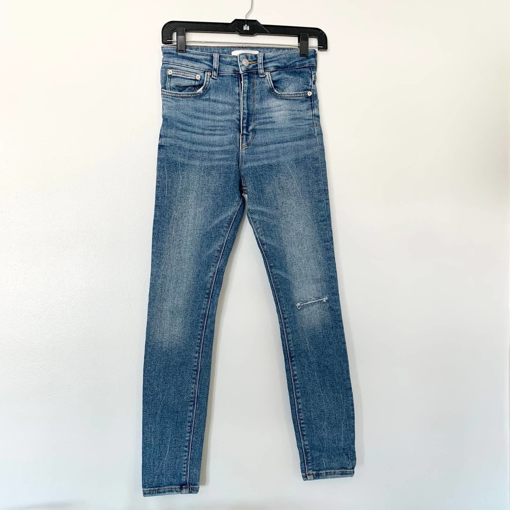 Zara High Rise Skinny Jeans Distressed Size 4